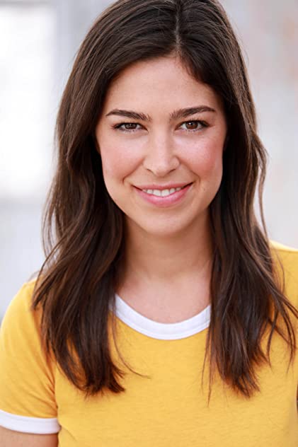 Suzanna Akins Suzanna Akins