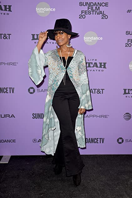 Lori Hayes Lori Hayes