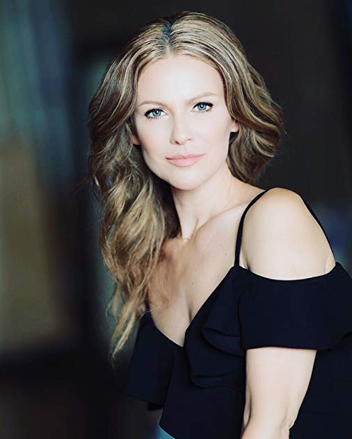 Oksanna Romanov Oksanna Romanov