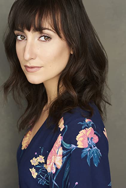 Julia Manis Julia Manis